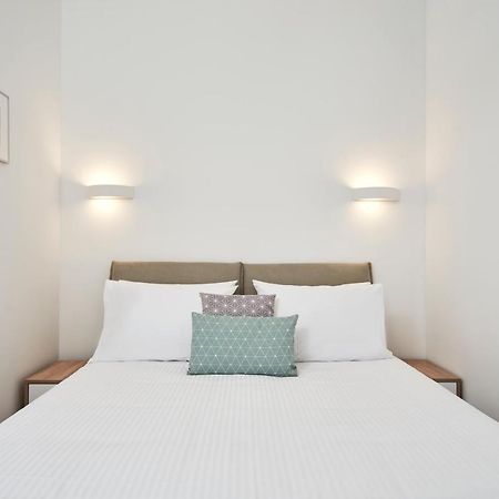 Ferienwohnung Hilton-Ilisia Park 2Bd Elite Living Athen Exterior foto